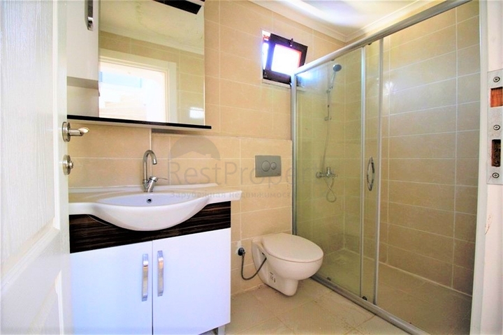 Двухэтажная вилла по привлекательной цене в Каргыджаке