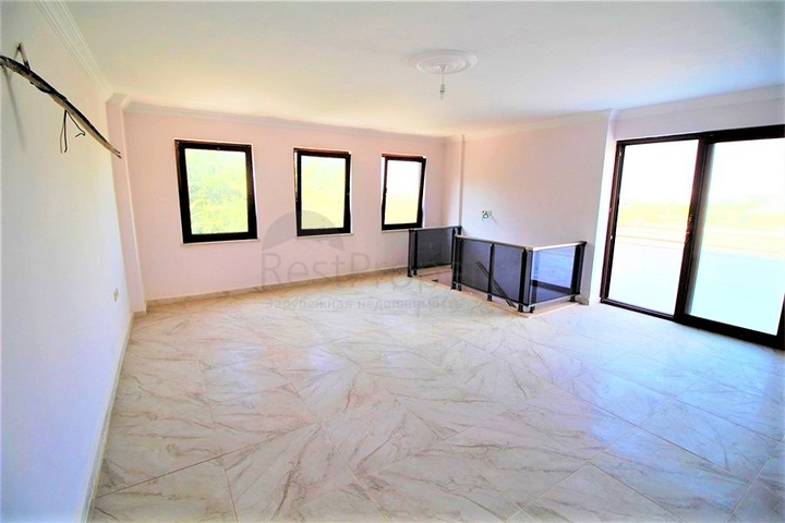 Двухэтажная вилла по привлекательной цене в Каргыджаке