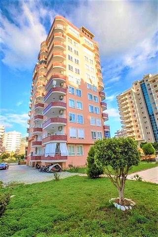 Трехкомнатная квартира с мебелью в Махмутларе