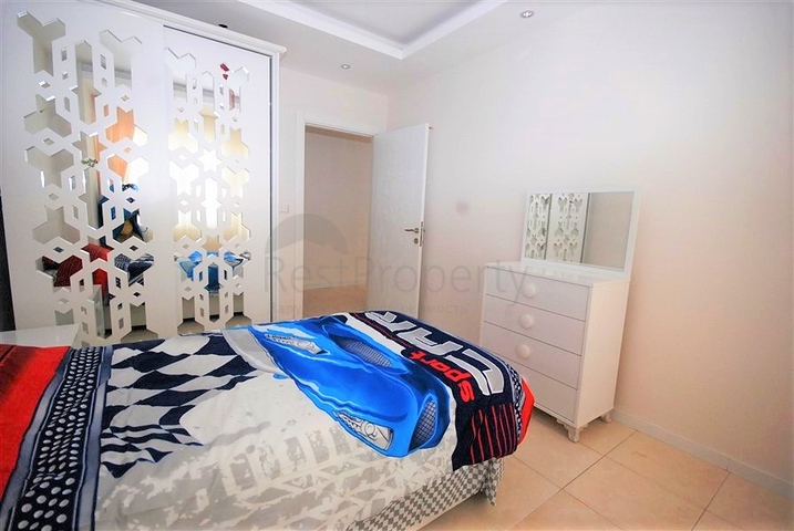 Трехкомнатная квартира с мебелью в Махмутларе