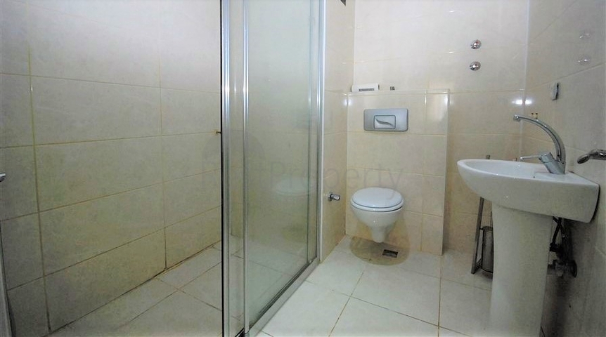 Трехкомнатная квартира с мебелью в Махмутларе