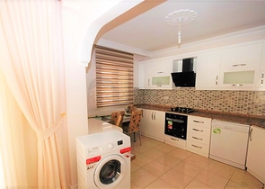 Трехкомнатная квартира с мебелью в Махмутларе