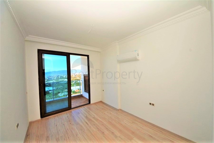 Квартира с прямым видом на море в районе Каргыджак