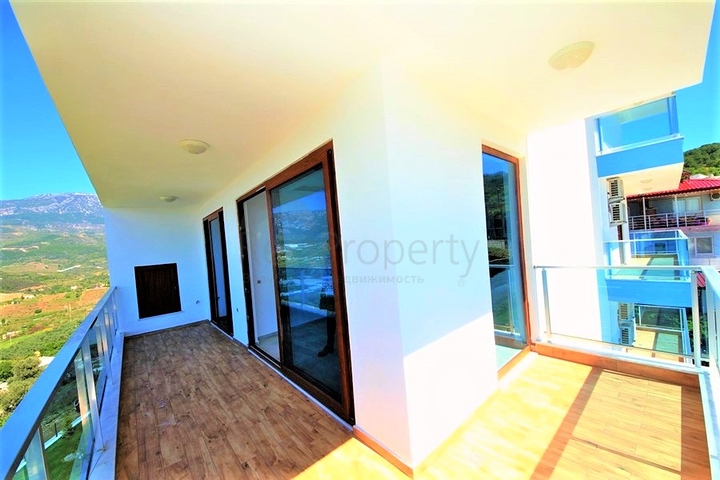 Квартира с прямым видом на море в районе Каргыджак