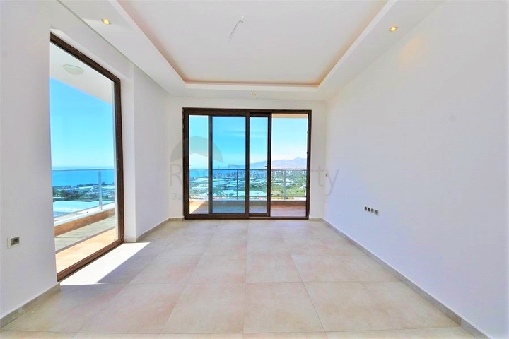 Квартира с прямым видом на море в районе Каргыджак