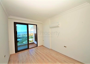 Квартира с прямым видом на море в районе Каргыджак