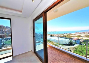 Квартира с прямым видом на море в районе Каргыджак