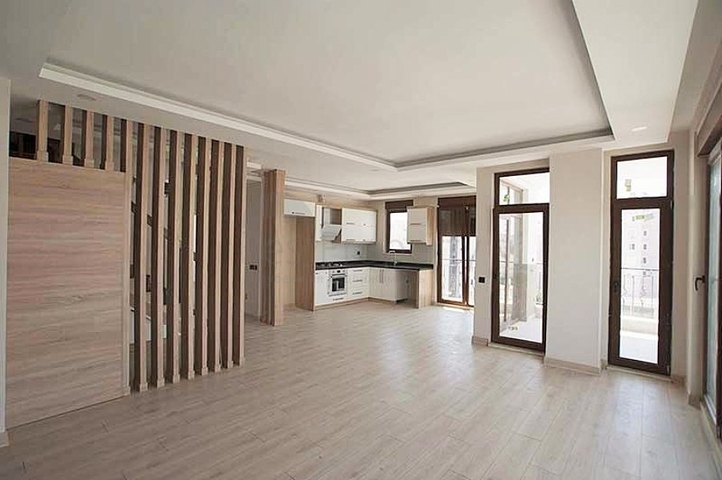 Квартиры с 2 и 4 спальнями в Гюзельоба Лара