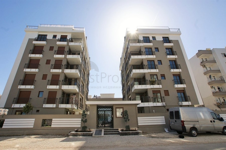 Квартиры с 2 и 4 спальнями в Гюзельоба Лара