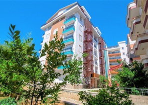 Меблированная квартира с двумя спальнями в центре Алании