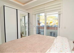 Меблированная квартира с двумя спальнями в центре Алании