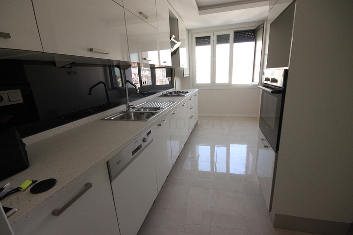 Дуплекс квартира 4+2 в районе Кадыкей