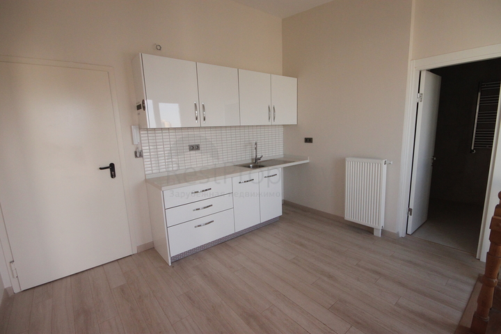 Дуплекс квартира 4+2 в районе Кадыкей