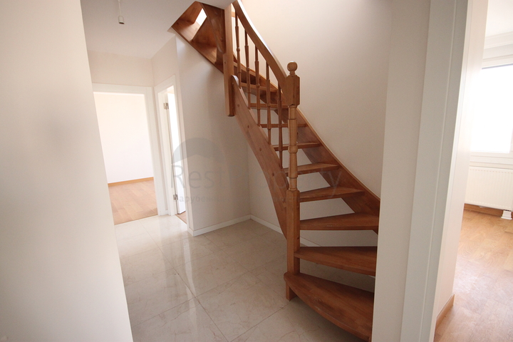 Дуплекс квартира 4+2 в районе Кадыкей