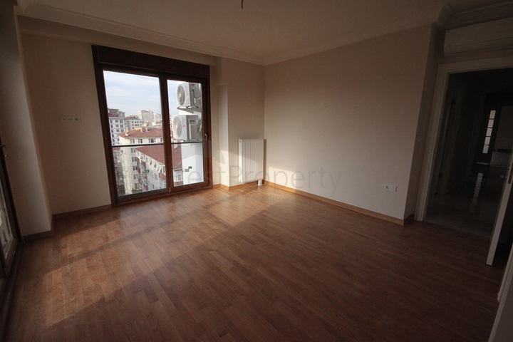 Квартира с видом на Стамбул в районе Кадыкей