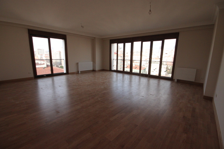 Квартира с видом на Стамбул в районе Кадыкей