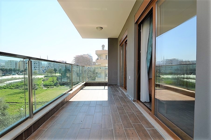 Меблированная квартира с одной спальней в Махмутларе