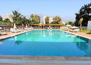 Меблированная квартира с одной спальней в Махмутларе