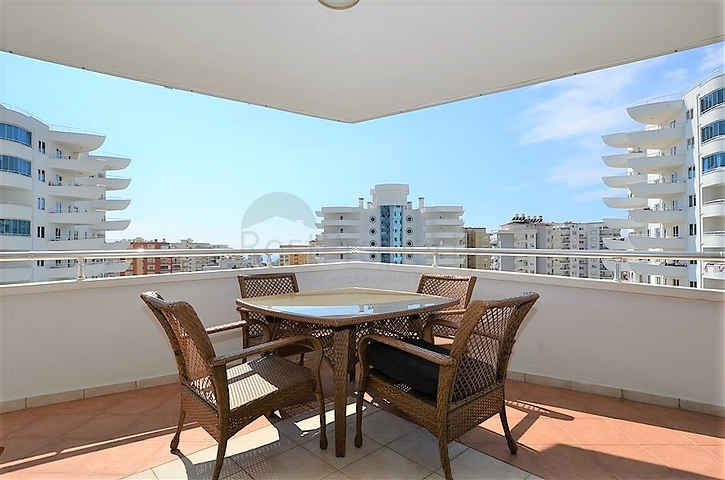 Квартира с тремя спальнями в русскоязычном районе Махмутлар