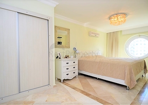 Квартира с тремя спальнями в русскоязычном районе Махмутлар