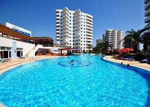 Квартира с тремя спальнями в русскоязычном районе Махмутлар