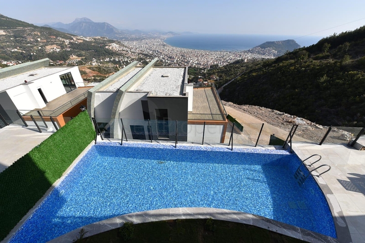 Новый проект элитных вилл в центре Алании