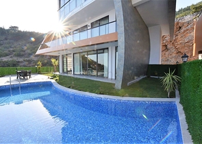 Новый проект элитных вилл в центре Алании