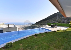 Новый проект элитных вилл в центре Алании