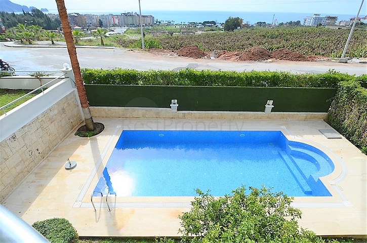 Меблированная квартира с двумя спальнями в центре Алании