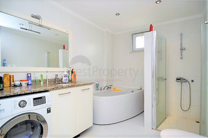 Меблированная квартира с двумя спальнями в центре Алании