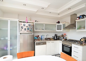 Меблированная квартира с двумя спальнями в центре Алании