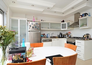 Меблированная квартира с двумя спальнями в центре Алании