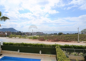 Меблированная квартира с двумя спальнями в центре Алании