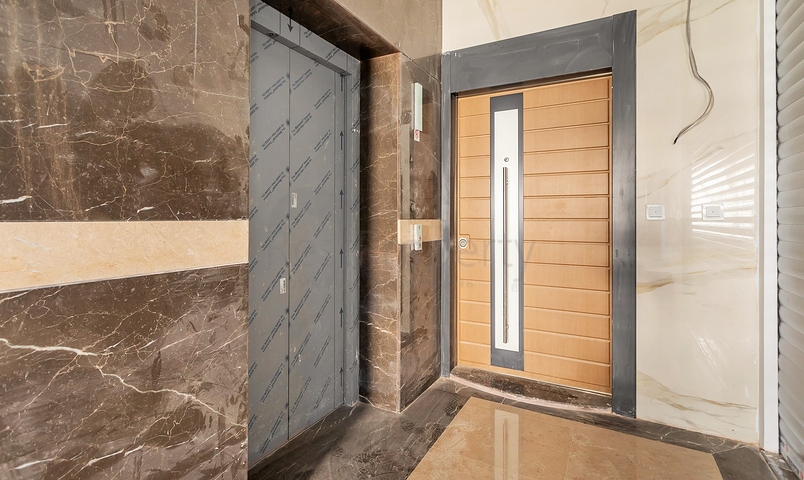 Коммерческие помещения на продажу в центре Лары Анталья