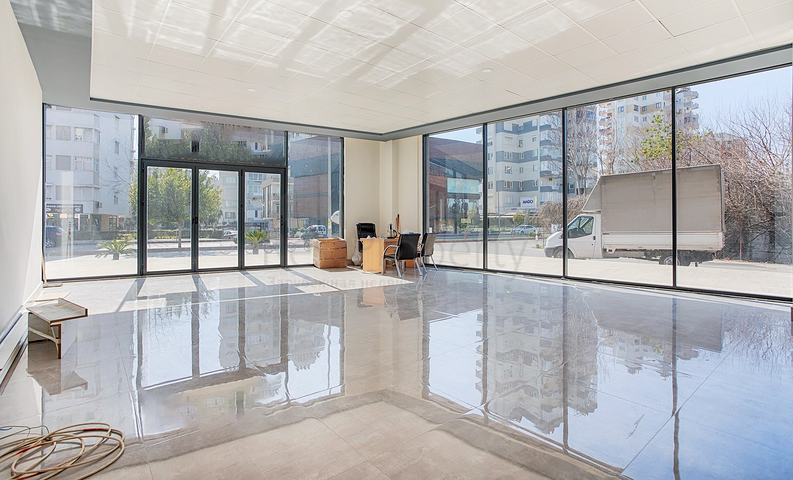 Коммерческие помещения на продажу в центре Лары Анталья