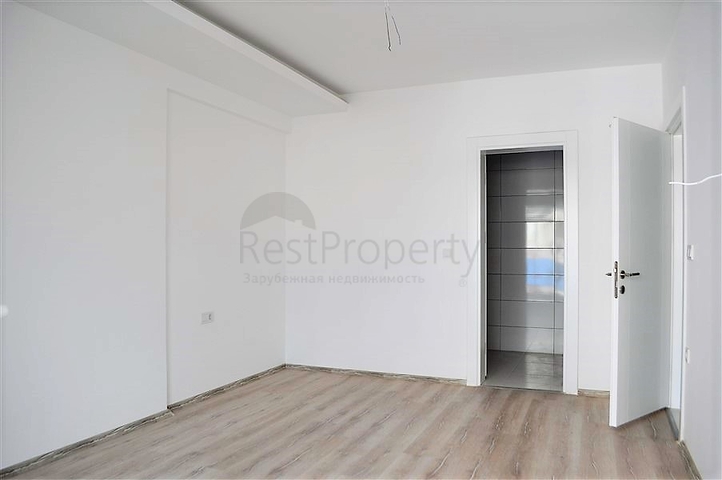 Трехкомнатная квартира в благоустроенном комплексе Махмутлара