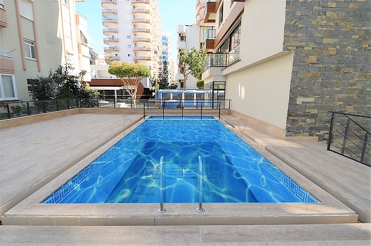 Меблированная квартира с одной спальней в районе Махмутлар