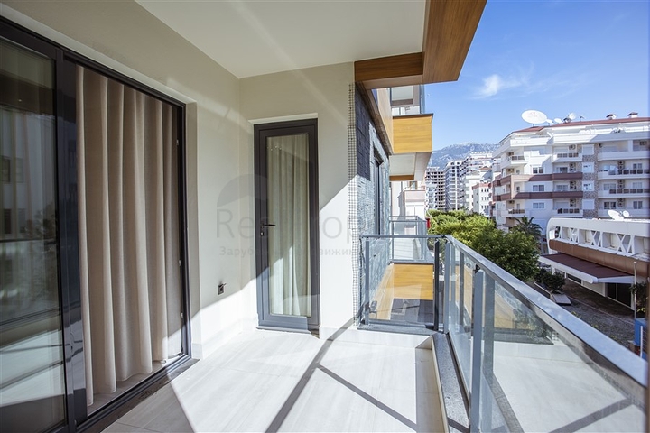 Меблированная квартира с одной спальней в районе Махмутлар