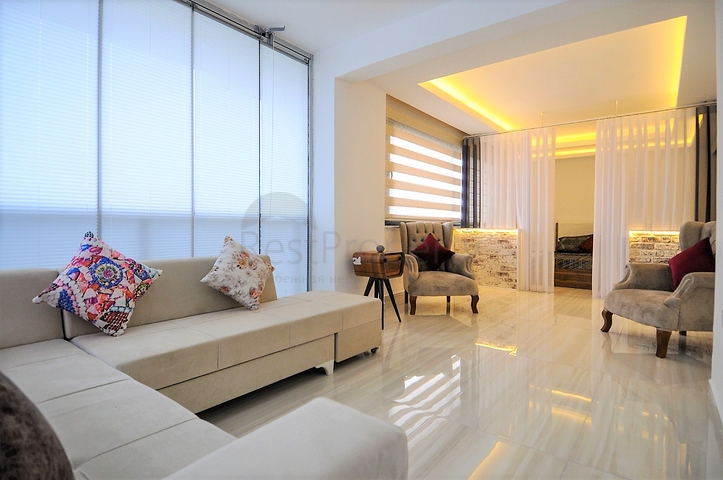 Меблированная квартира студия в новом комплексе Кестеля