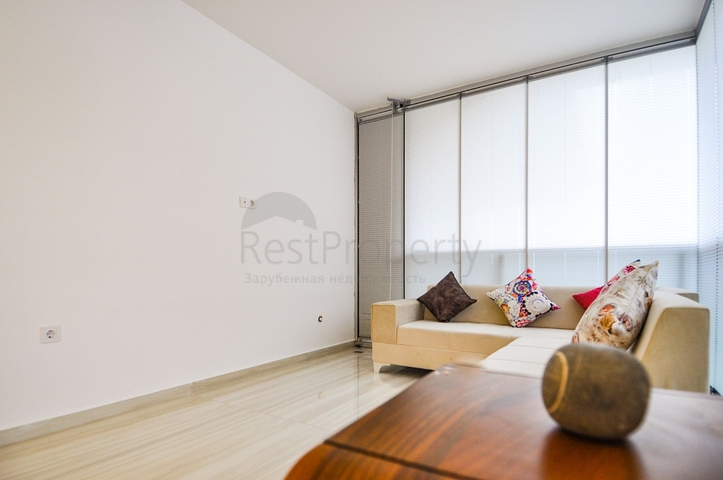 Меблированная квартира студия в новом комплексе Кестеля