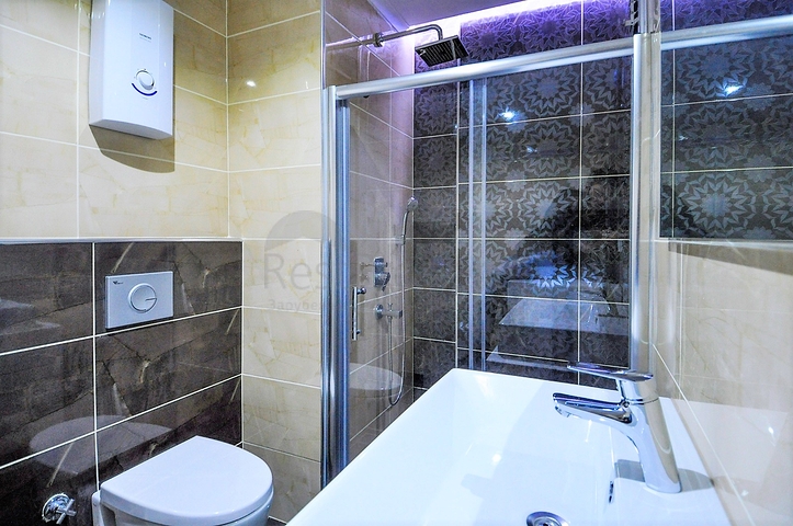 Меблированная квартира студия в новом комплексе Кестеля