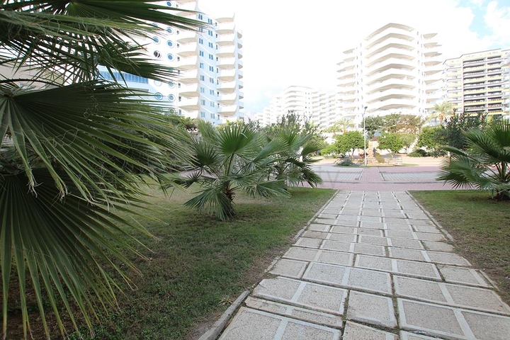 Двухкомнатная квартира с мебелью в районе Махмутлар