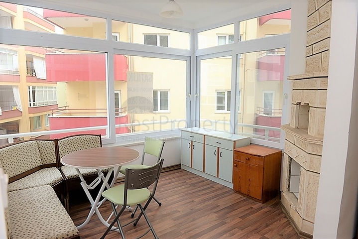 Меблированная квартира с двумя спальнями по выгодной цене