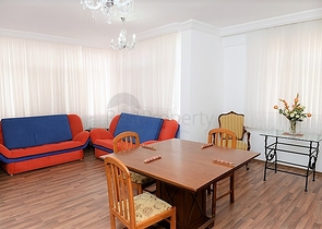 Меблированная квартира с двумя спальнями по выгодной цене