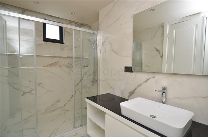 Просторный пентхаус с видом на море в районе Махмутлар