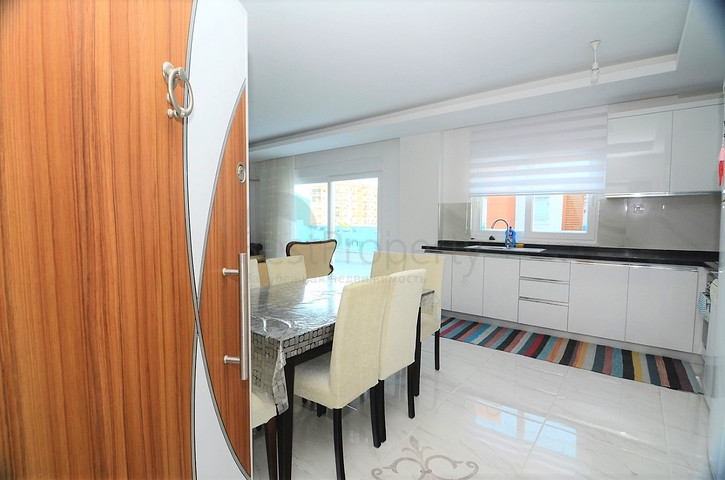 Меблированный пентхаус с тремя спальнями в Махмутларе