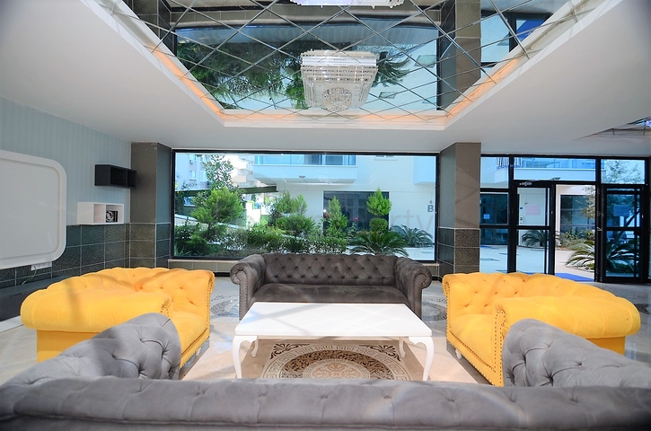 Меблированный пентхаус с тремя спальнями в Махмутларе