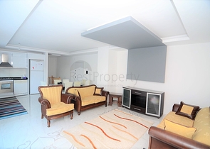 Меблированный пентхаус с тремя спальнями в Махмутларе