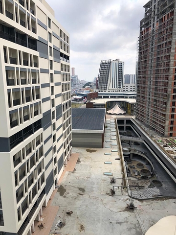 Апартаменты с видом на море рядом с транспортным узлом