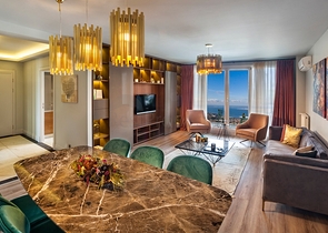 Апартаменты с видом на море рядом с транспортным узлом